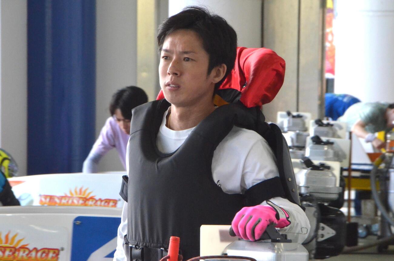 西野雄貴が今年2度目のVへ逃げを決める