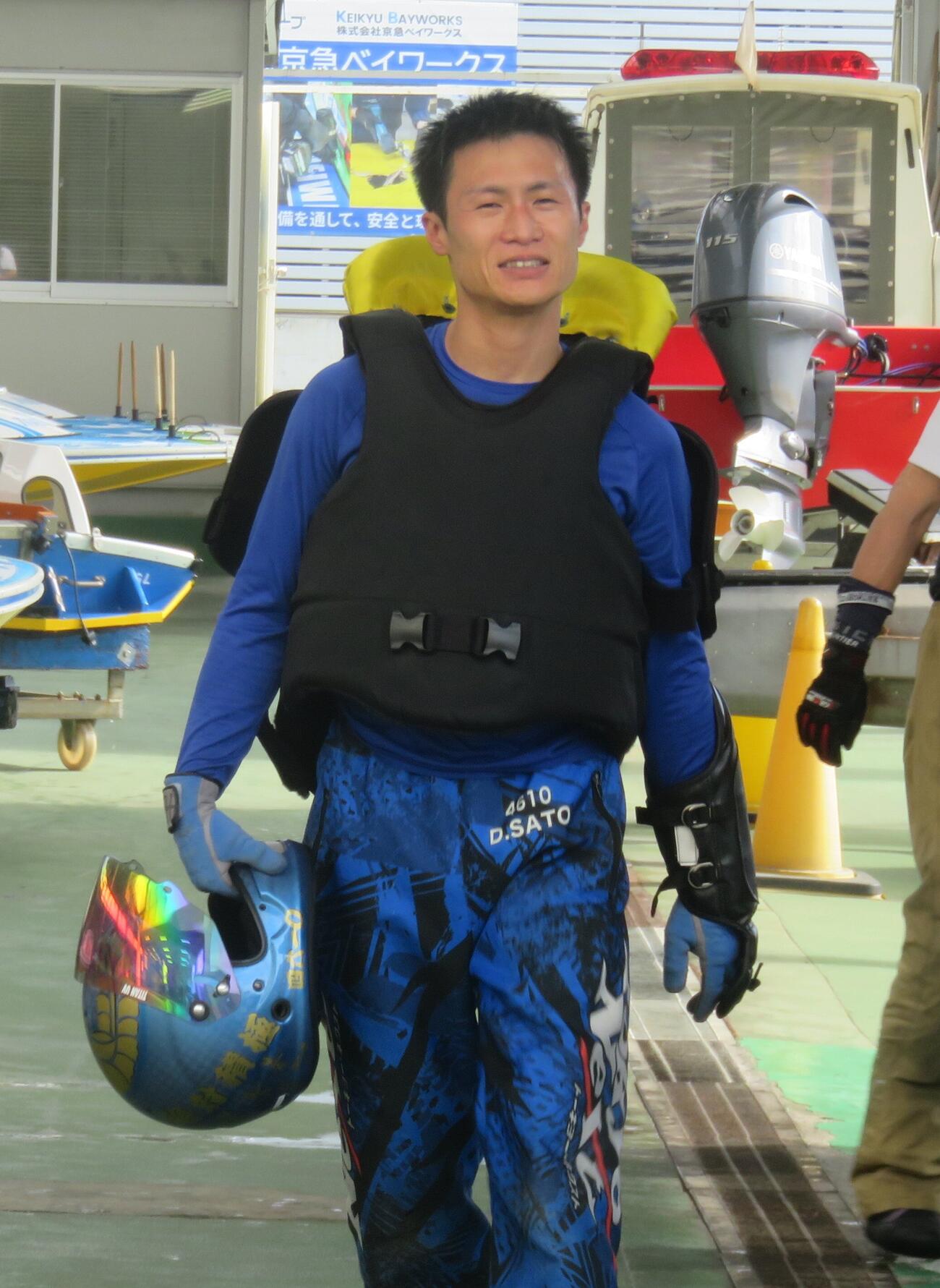 佐藤大佑は前節で弟子の藤井太雅がデビュー初優出した69号機をゲット
