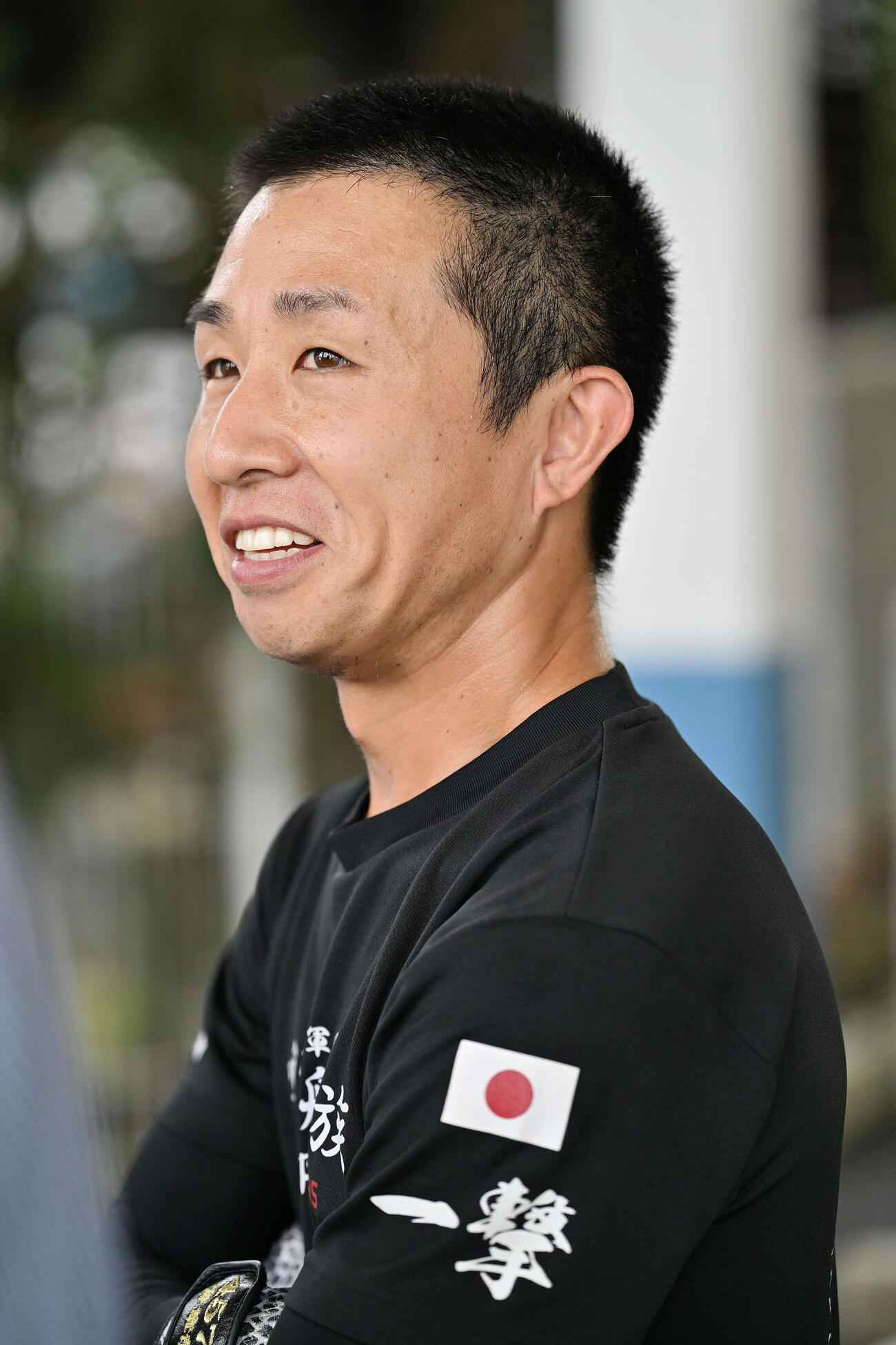 制約はあってもパワーに片りんがにじむ菅章哉（撮影・滝沢徹郎）