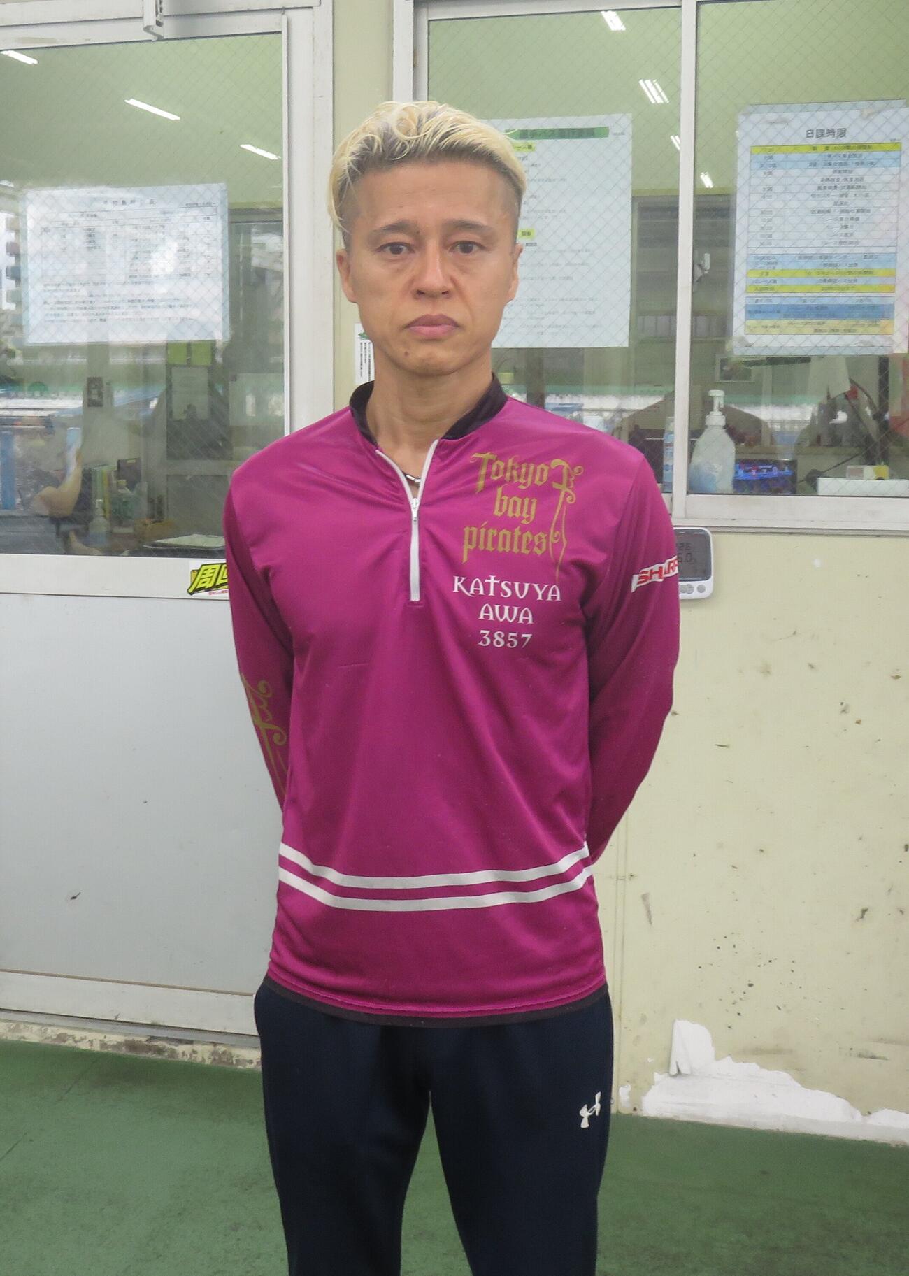 阿波勝哉が4Rで逃げ切り勝利、予選突破勝負駆けに持ち込んだ