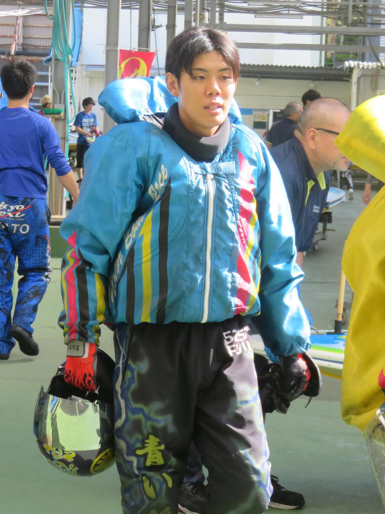 追加の藤井太雅は2、3着で、対抗戦の東京支部ポイントに貢献