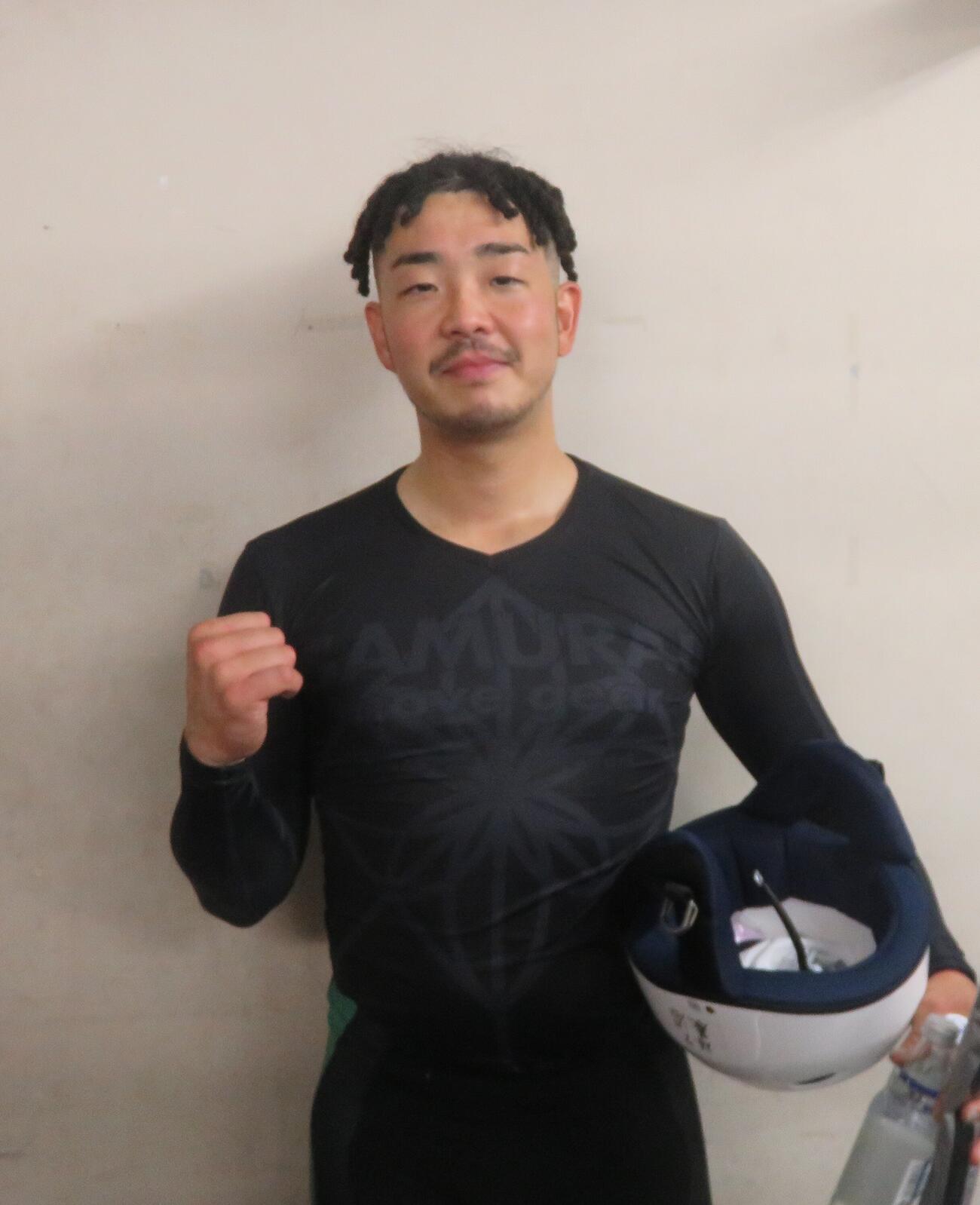 バンク特性を熟知した先行を披露した菱沼元樹