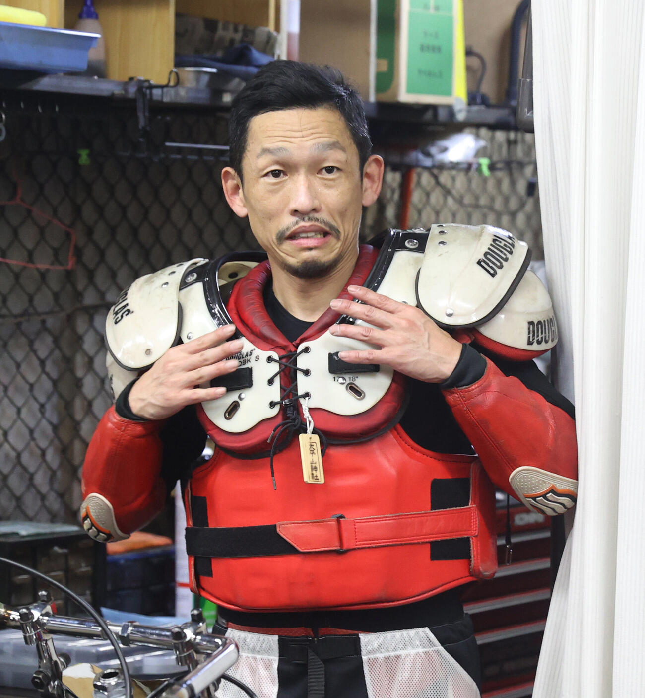 準々決勝戦6Rで3着の中村雅人（撮影・柴田隆二）