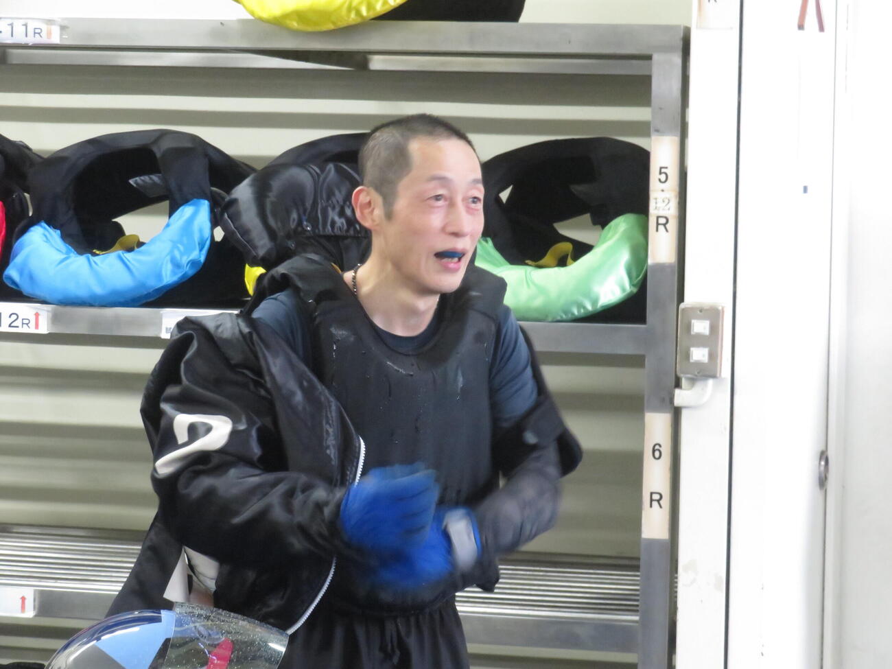 暫定の得点率トップに立つ鈴木猛