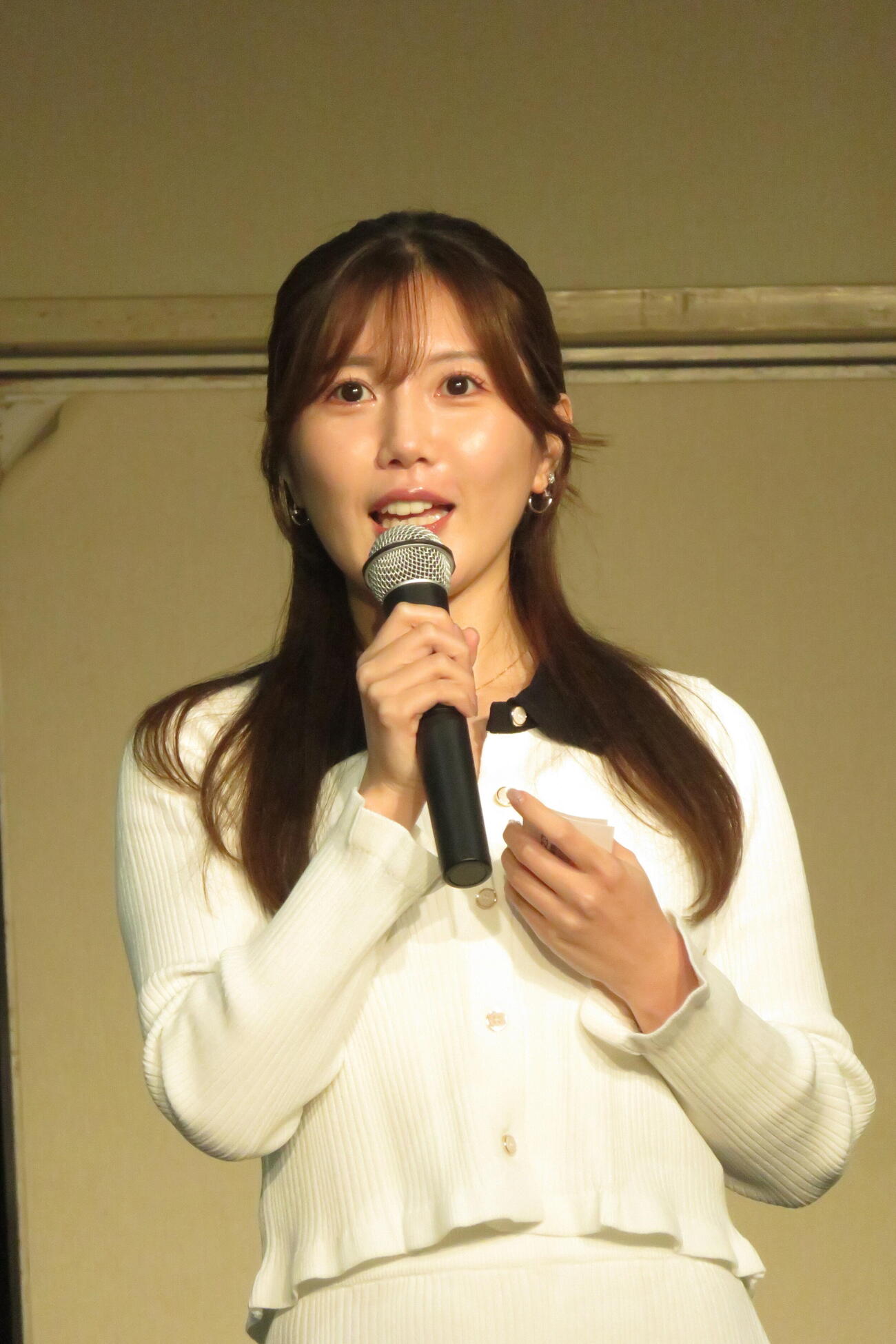 宮崎美穂が住之江でトークショー。多くのファンが集まった