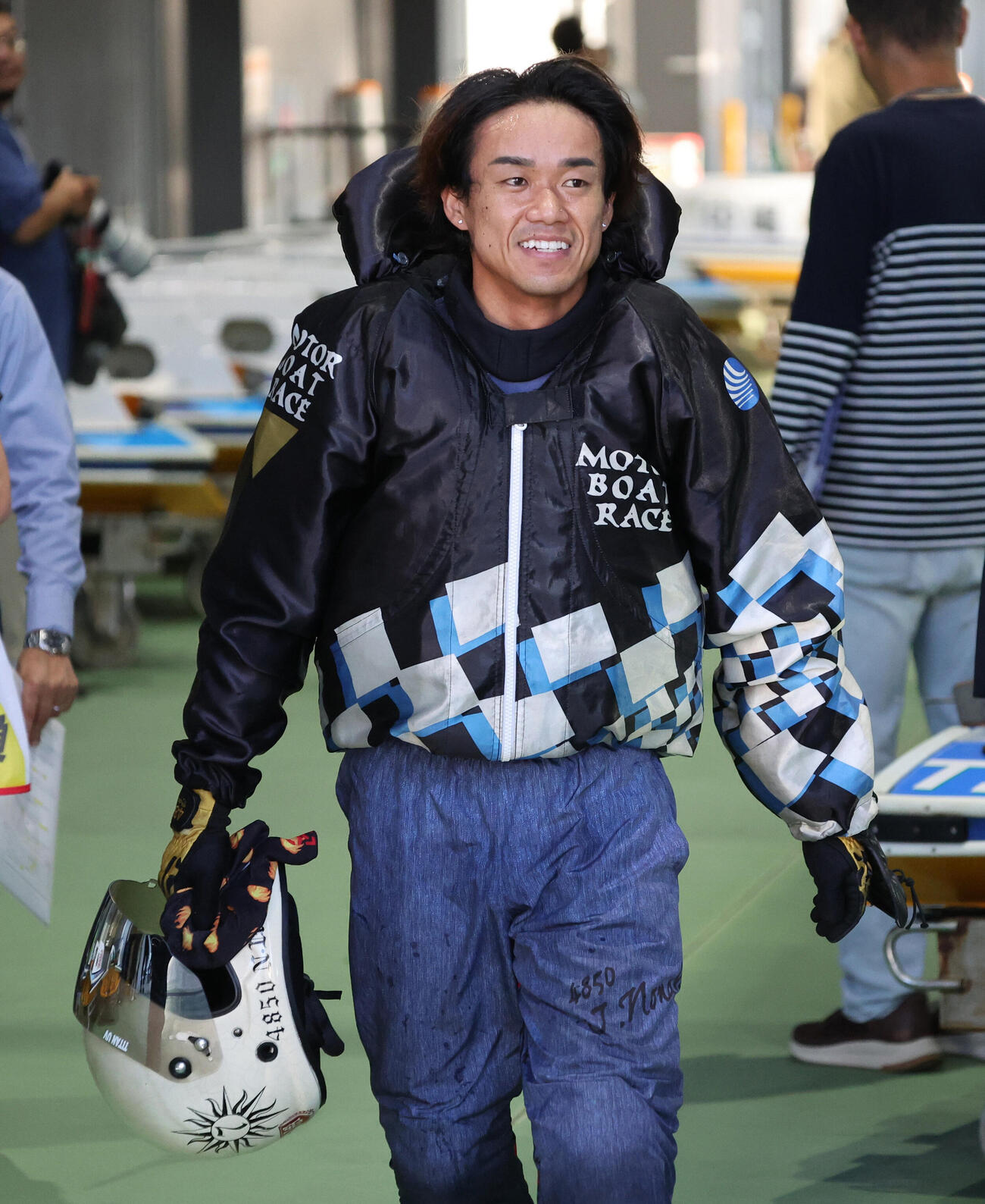 セミファイナル12R1着の野中一平（撮影・西尾就之）