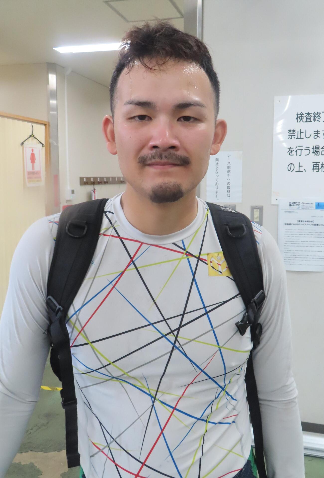 鐘前6番手カマシで予選を1着で突破した尾崎悠生