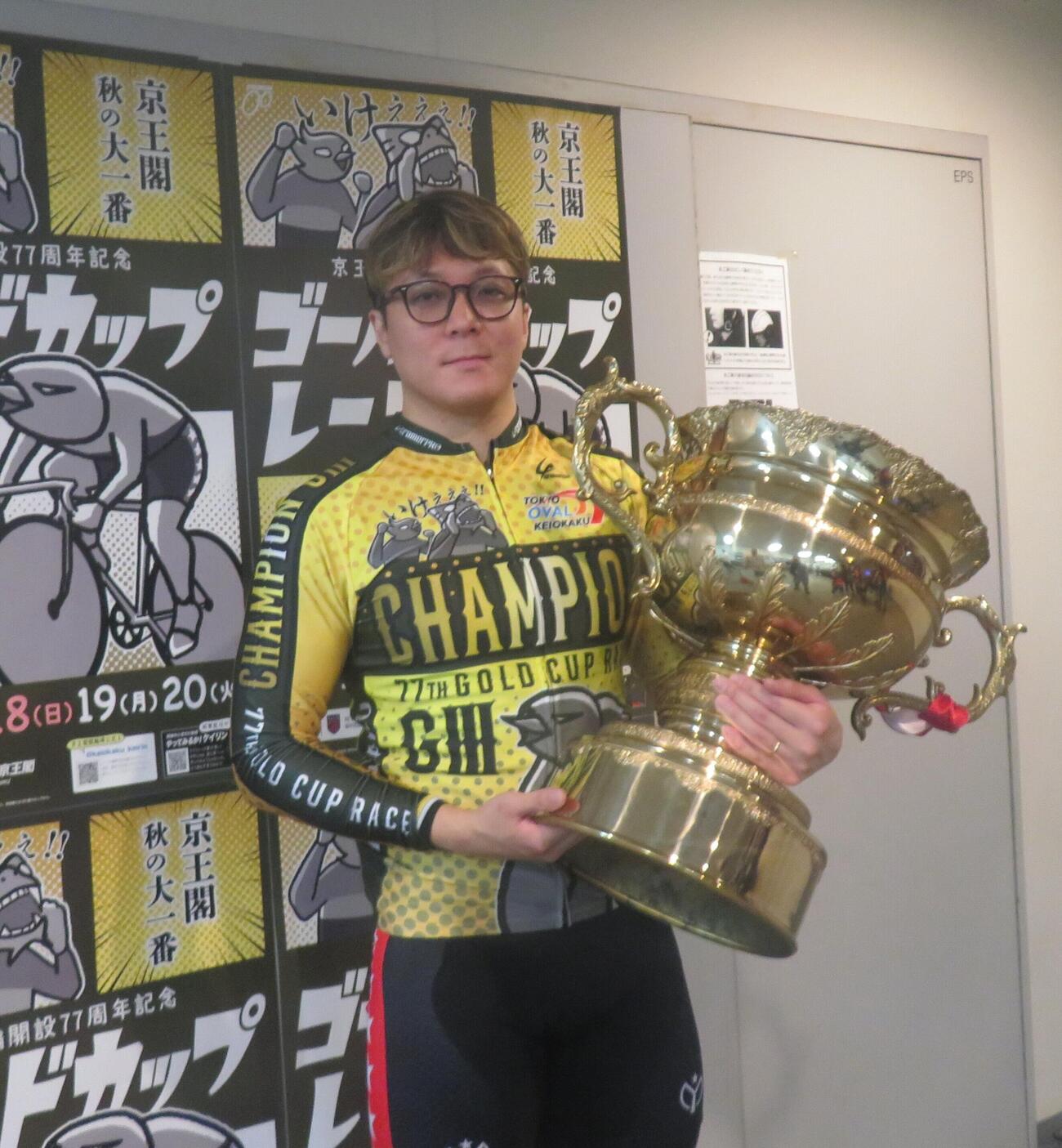 佐々木悠葵が番手まくりで優勝した