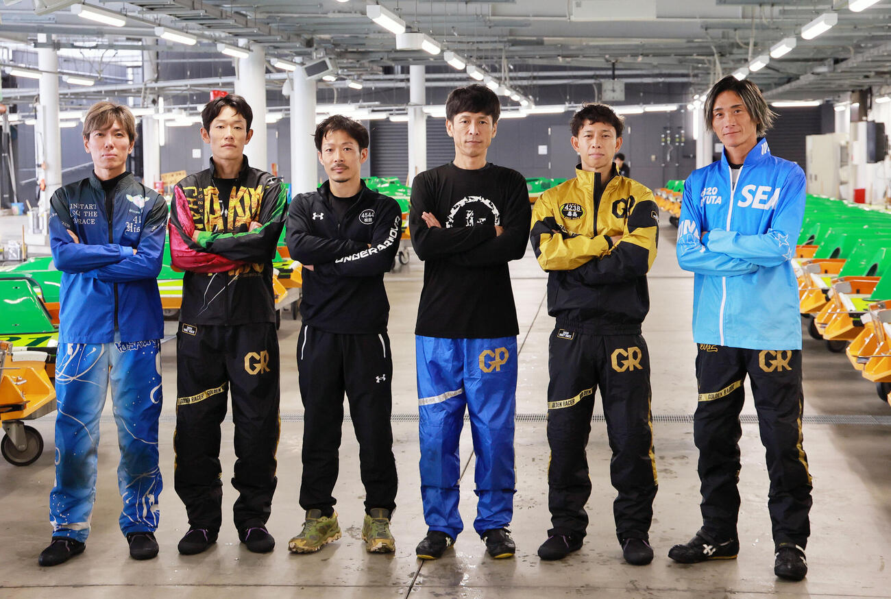 ドリーム戦に臨む、右から1号艇の4320峰竜太、2号艇の4238毒島誠、3号艇の3941池田浩二、4号艇の4544松田大志郎、5号艇の4418茅原悠紀、6号艇の4188久田敏之（撮影・上山淳一）