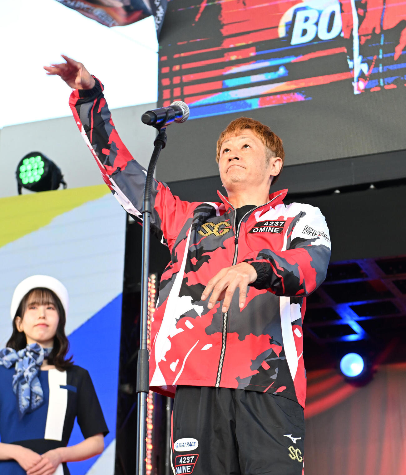 選手紹介に登場する4237大峯豊（撮影・和賀正仁）