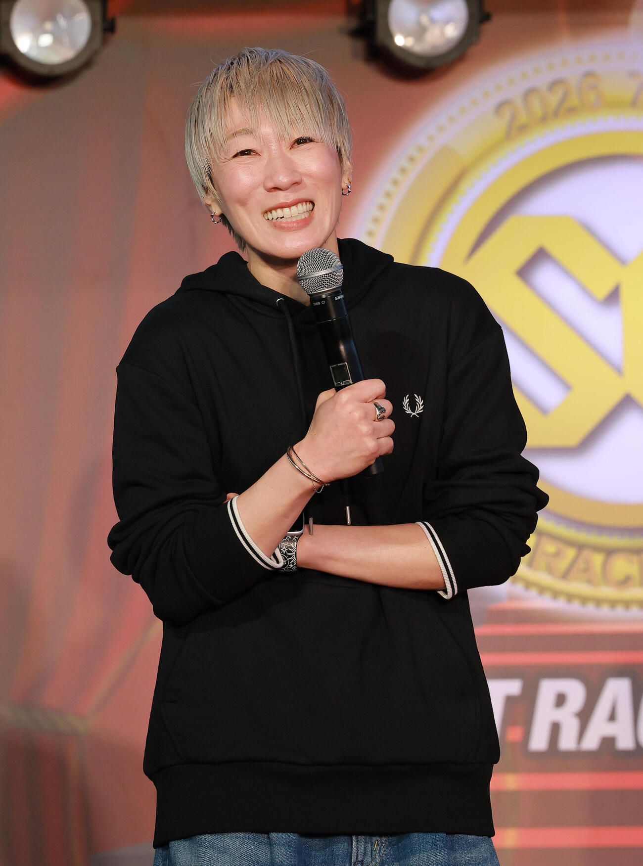 トークショーする川野芽唯（撮影・上山淳一）