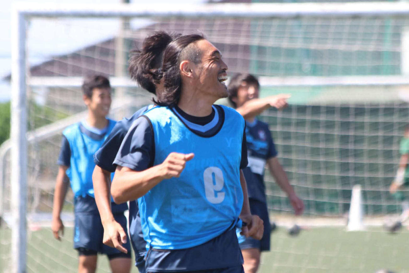 0円Jリーガーとして奮闘するYS横浜のFW安彦