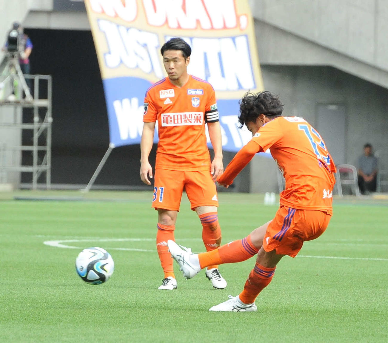 4月29日東京戦、0－1の前半12分に同点FKを決めた伊藤