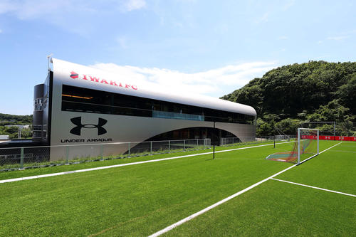 サッカーグラウンドやクラブハウスのほか、商業施設も併設されているいわきFCの施設