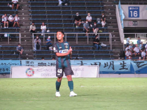 半27分からデビュー戦のピッチに立った相模原MF藤野心魂