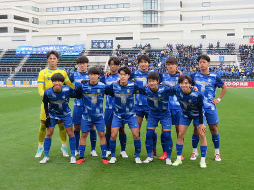 桐蔭学園の先発メンバー