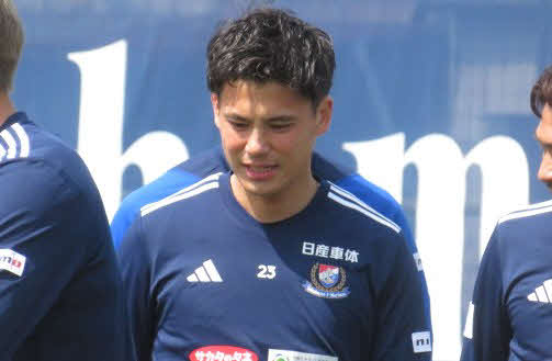 練習に励む横浜FW宮市亮
