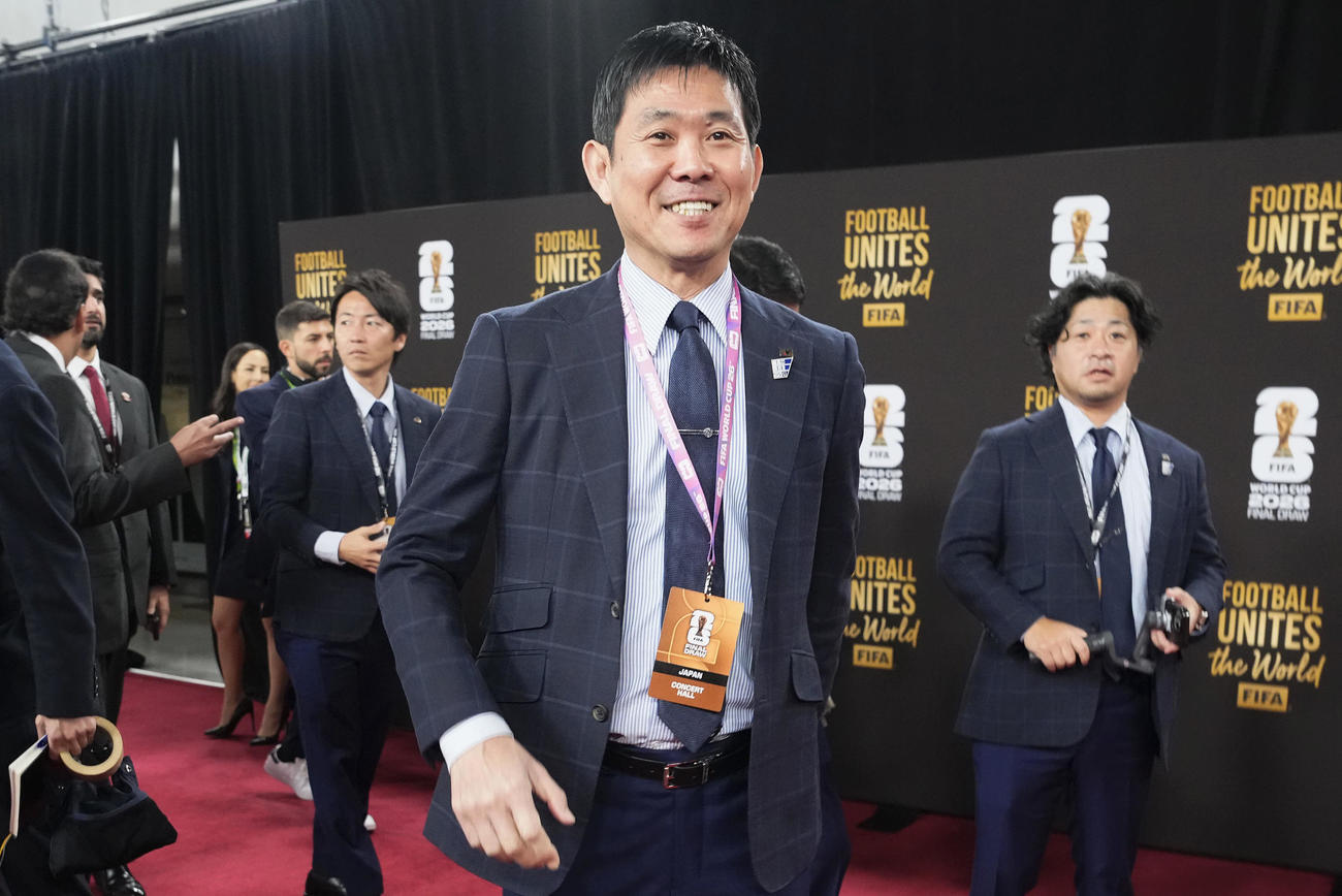 サッカーW杯北中米3カ国大会の組み合わせ抽選会に臨む森保一監督（共同）