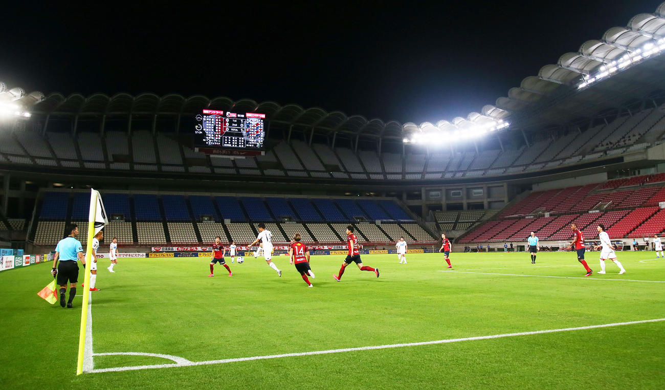 8日、無観客で鹿島対札幌戦が行われたカシマスタジアム