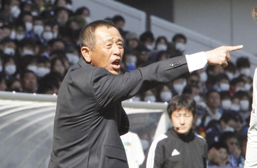 北九州小林伸二監督（20年2月撮影）
