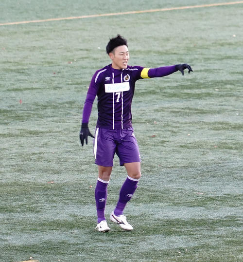 関東大学リーグ1部参入プレーオフの拓大戦で奮闘する住田将