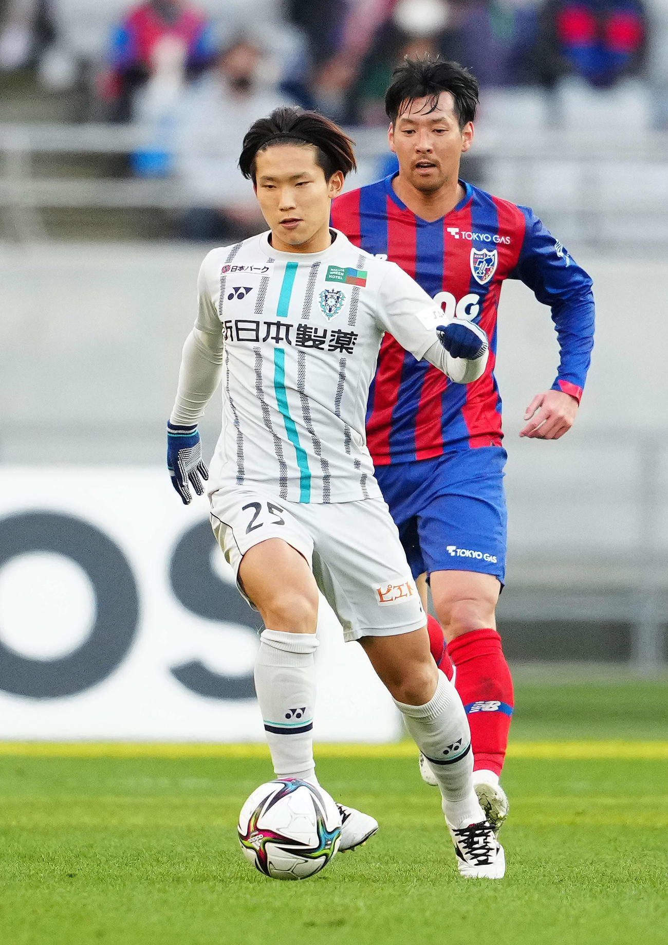北島祐二（左）（2021年12月4日撮影）