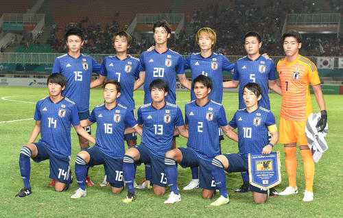 決勝 韓国対日本 日本のスタメン(撮影・鈴木みどり)
