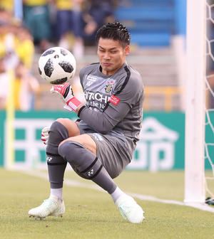 2018年 柏レイソル　中村航輔選手支給キーパーユニフォーム GK中村航輔きょう退院「少し考える」監督招集慎重 - 日本代表 : 日刊