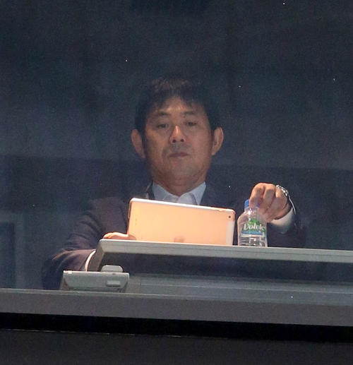 札幌対東京戦を視察する為、札幌ドームを訪れた日本代表監督森保監督（撮影・佐藤翔太）