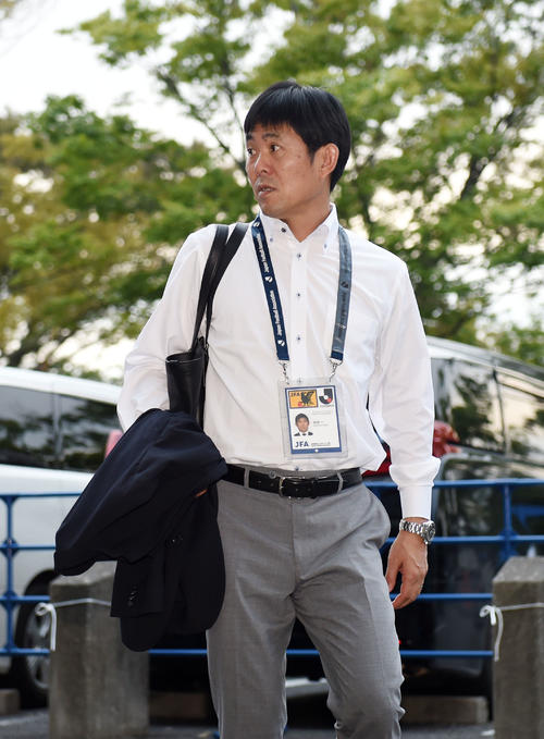 横浜FC対大宮　視察に訪れた森保監督（撮影・横山健太）