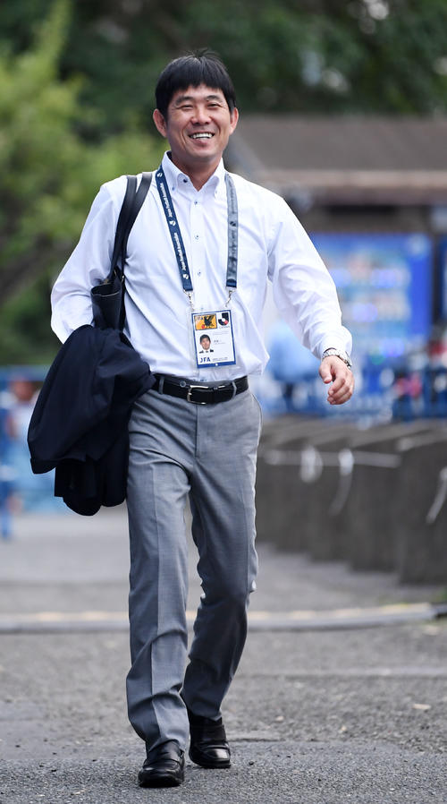 横浜FC－大宮戦を視察に訪れた日本代表の森保監督（撮影・横山健太）