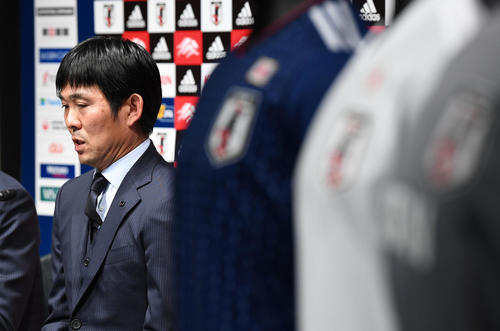 会見で記者の質問に答える日本代表の森保監督（撮影・加藤諒）