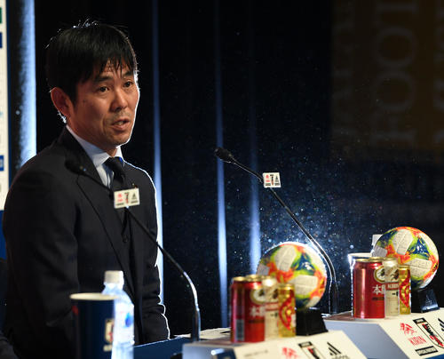選考理由について語る森保監督（撮影・横山健太）