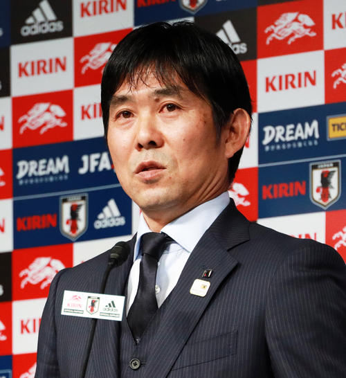 2019年の結果報告と2020年の計画を発表する日本代表森保監督（撮影・中島郁夫）