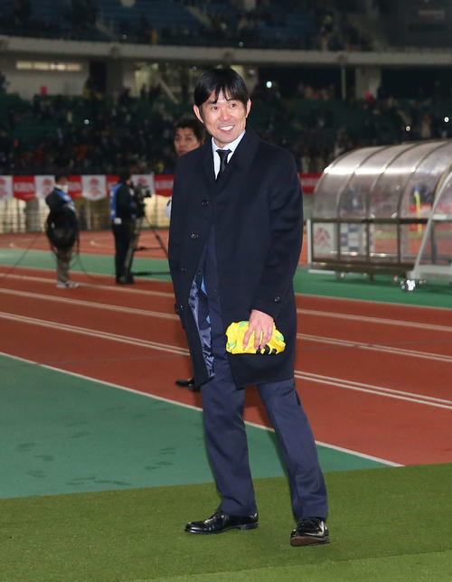 U－22日本対U－22ジャマイカ　U－22ジャマイカ代表に大勝し、笑顔で引き揚げる森保監督（撮影・河野匠）