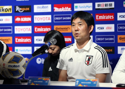 前日会見に臨むU－23日本代表森保監督（撮影・前田充）