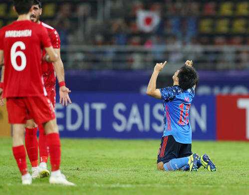 U－23日本対U－23シリア　前半、同点ゴールを決めて喜ぶ相馬（撮影・前田充）
