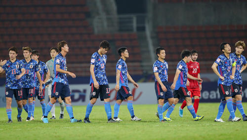 U－23日本対U－23シリア　シリアに敗れ1次リーグ敗退が決まったU－23日本イレブン（撮影・前田充）