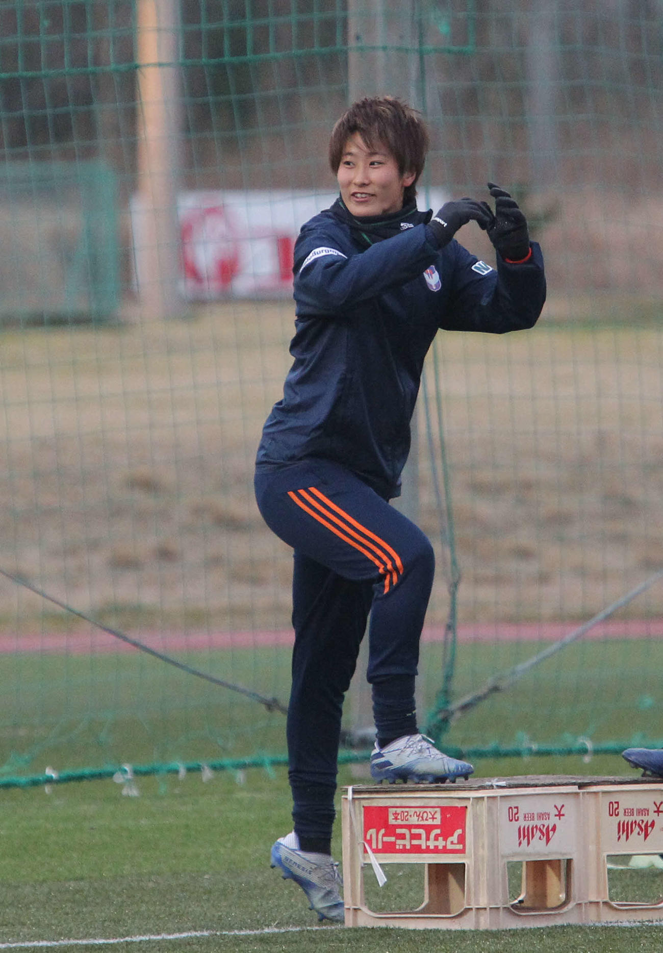 トレーニングするGK平尾