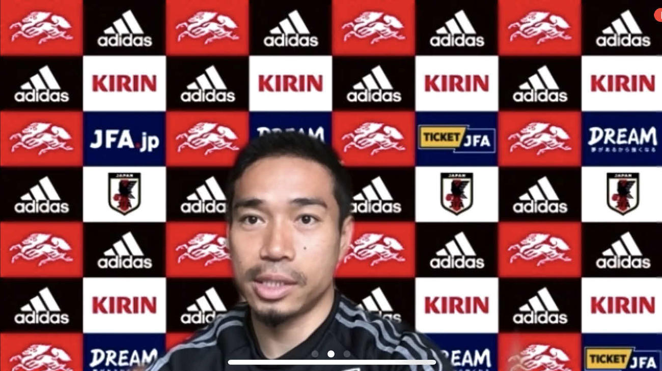 オンライン取材に応じる日本代表DF長友佑都