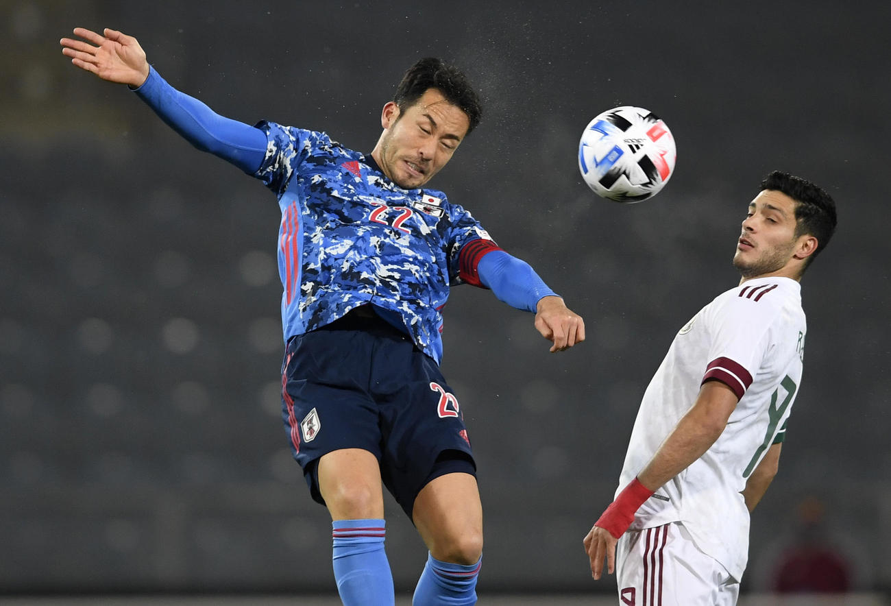 メキシコ戦　先発出場した吉田麻也（AP）