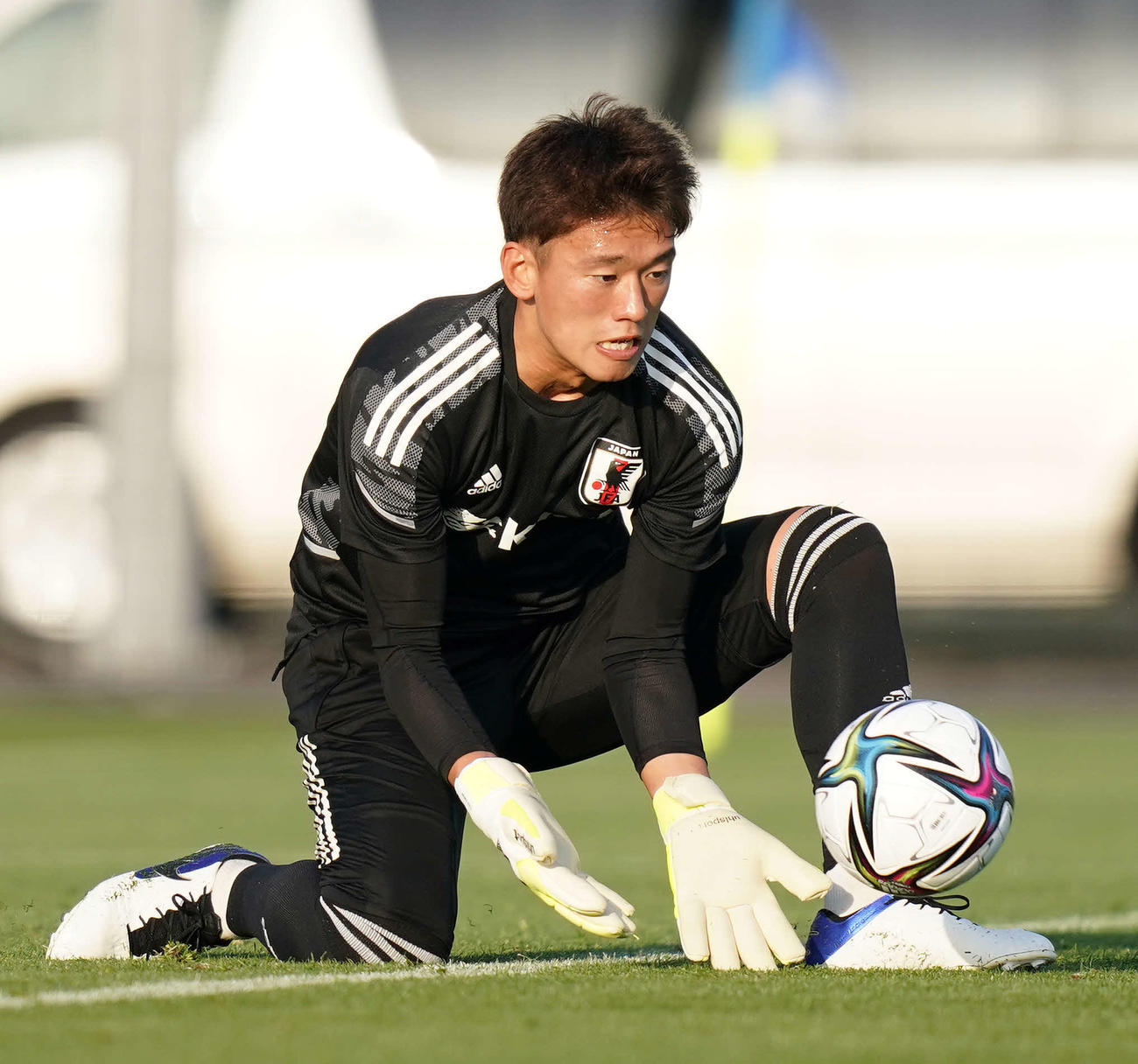 練習に臨むU－24日本代表GK沖（撮影・江口和貴）