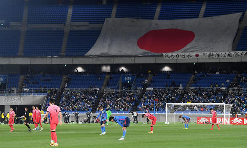 日本対韓国　試合終了のホイッスルがなる（撮影・横山健太）