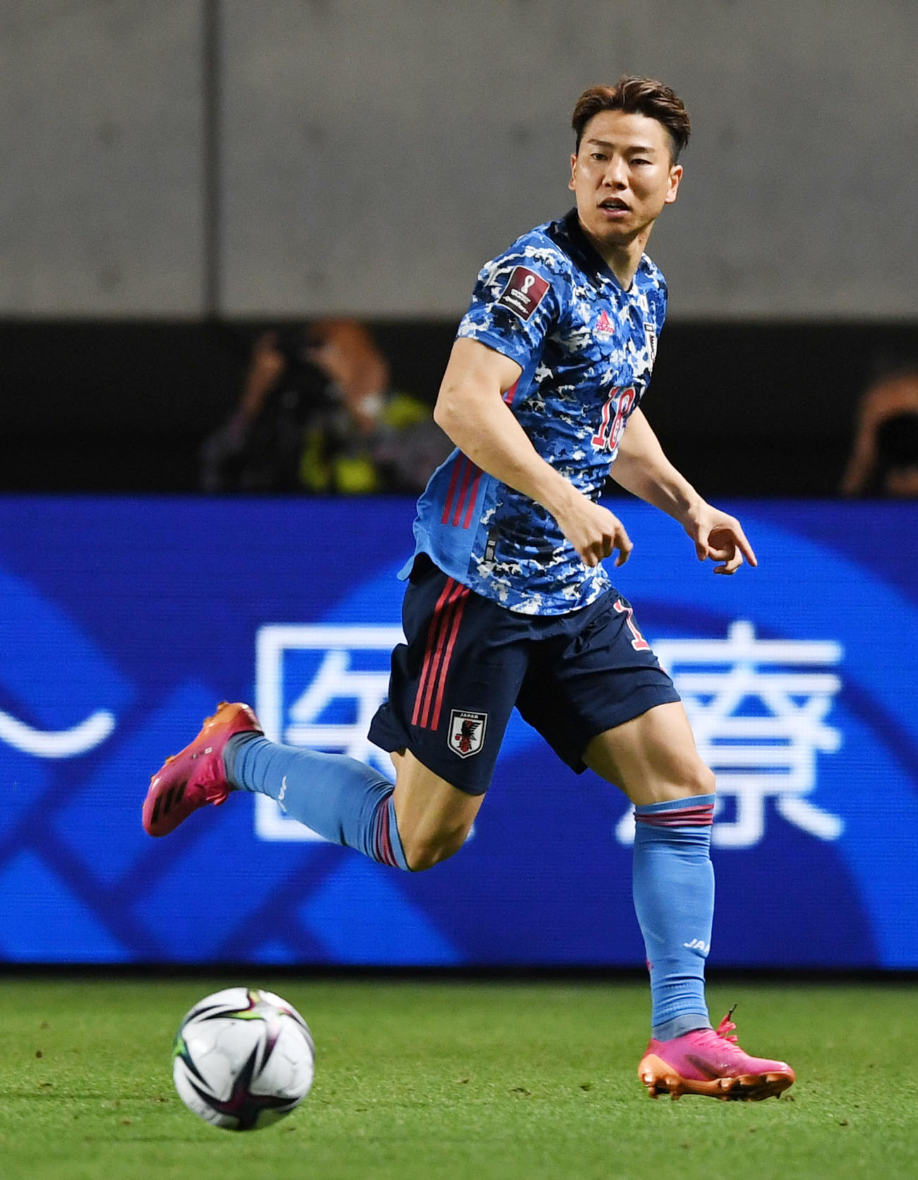 浅野拓磨 相手の背後は弱点 対峙する冨安 吉田の 付け入る隙 明かす 日本代表 日刊スポーツ