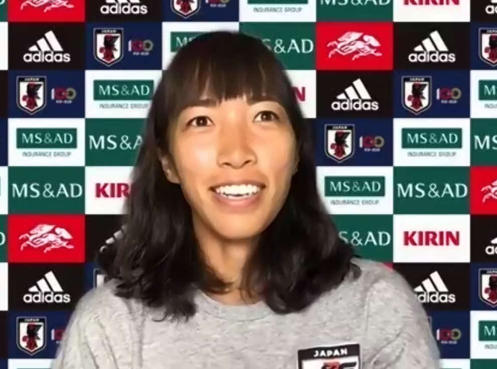 会見に応じた女子日本代表MF中島依美