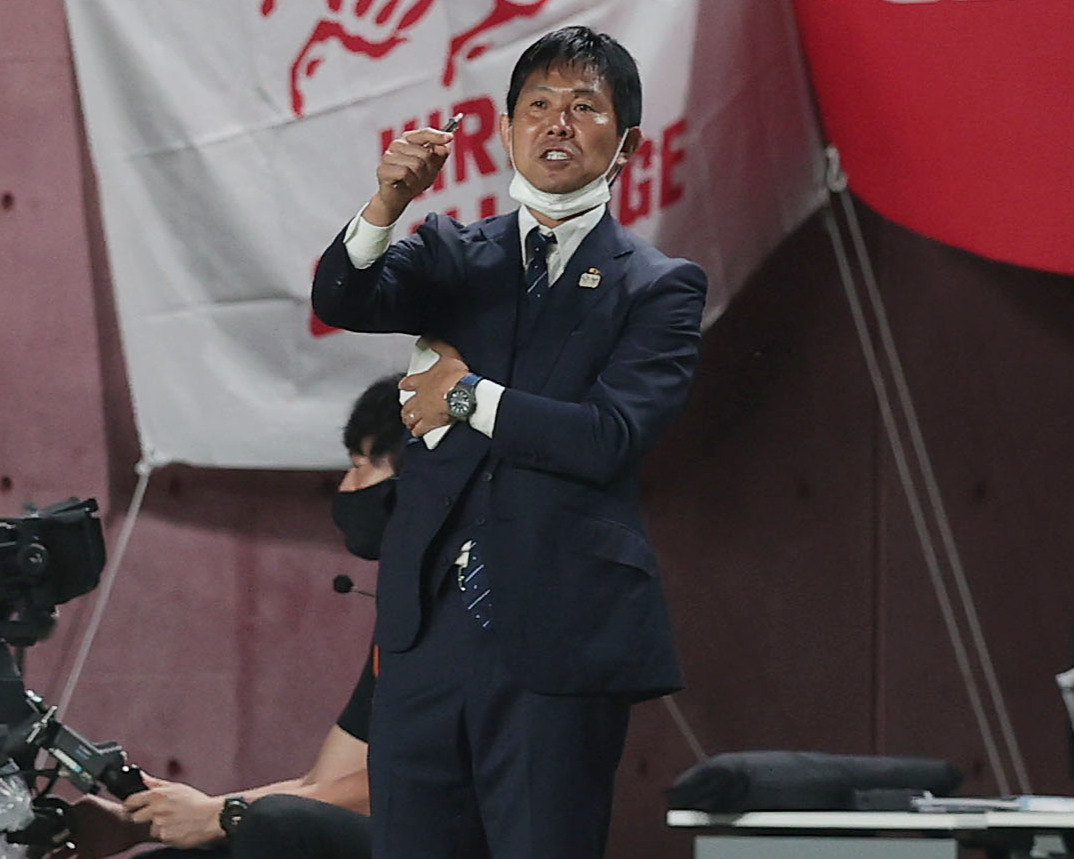 U－24日本対U－24ホンジュラス　後半、指示を出す森保監督（撮影・前田充）
