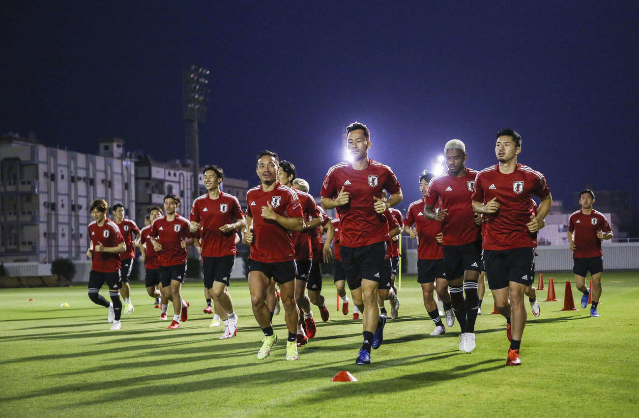 サウジアラビア戦に向け、調整する日本代表（C）JFA