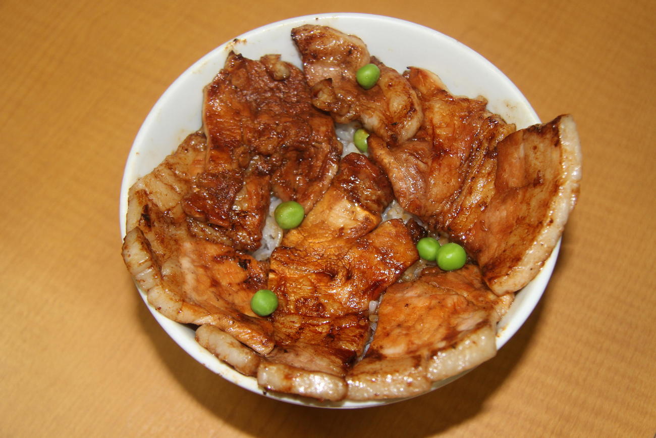 帯広名物豚丼