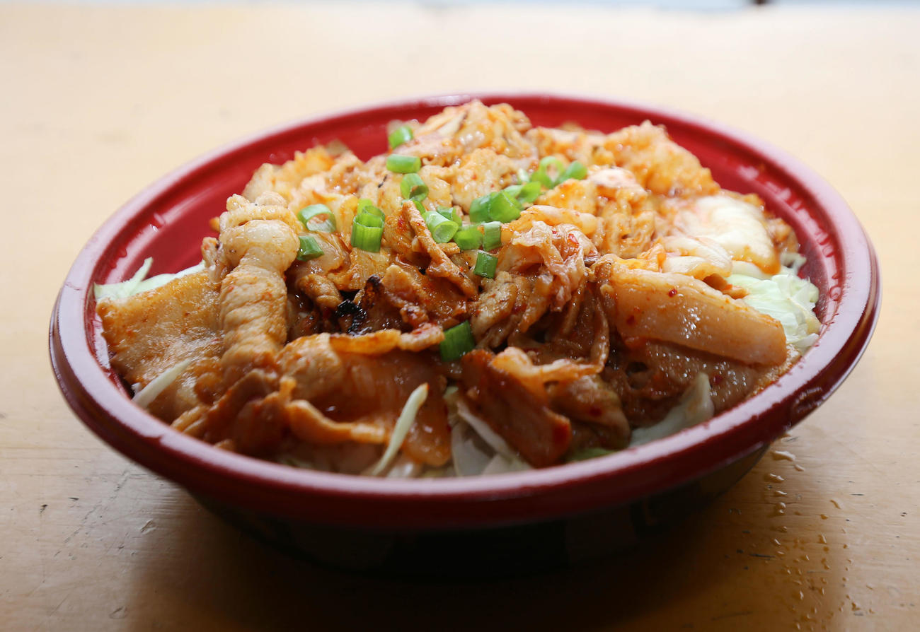 豚キムチ丼