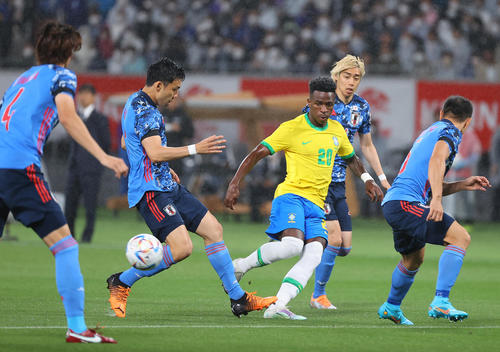 日本対ブラジル 前半、(撮影・垰建太)